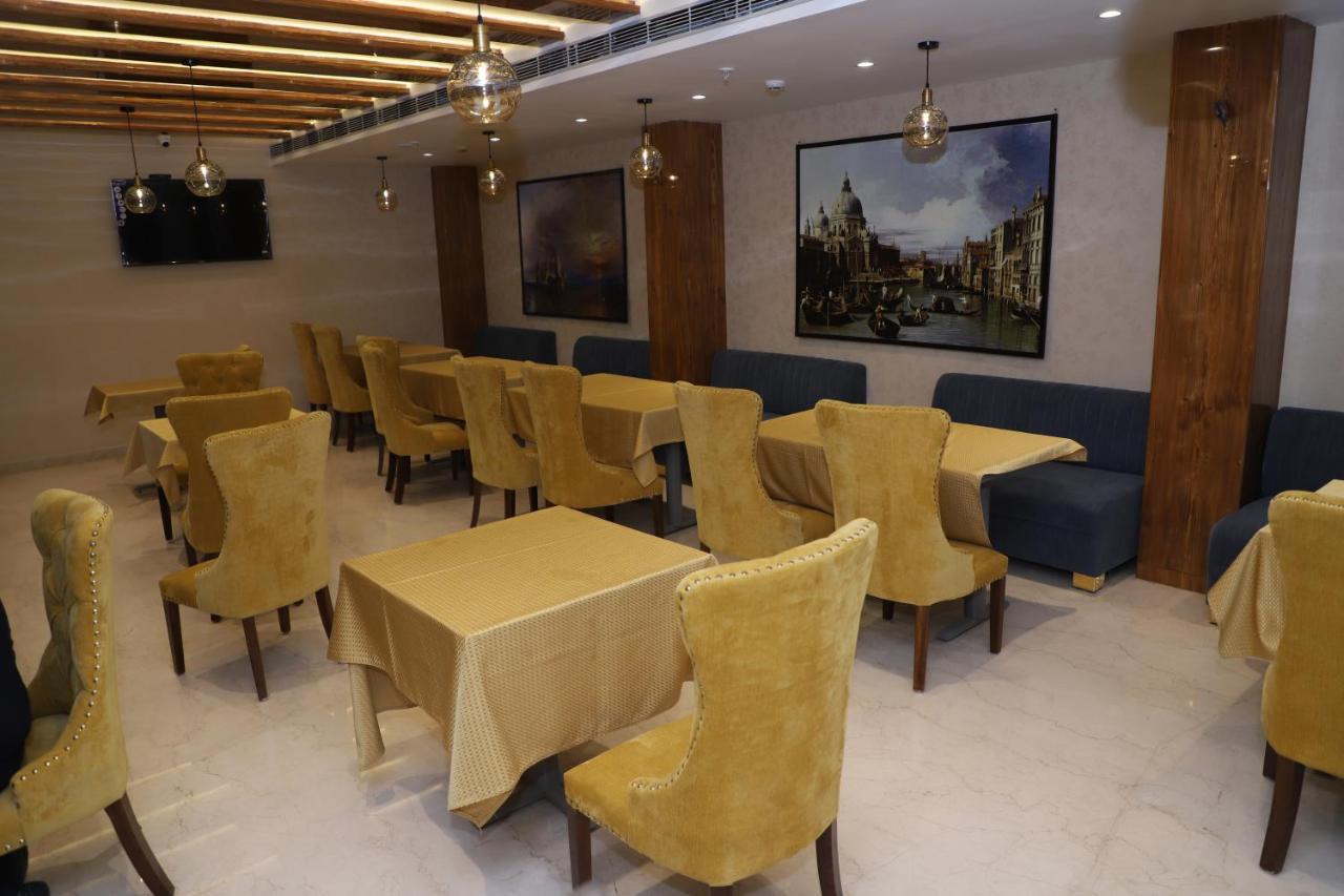 The Royal Class Hotel Gwalior Εξωτερικό φωτογραφία