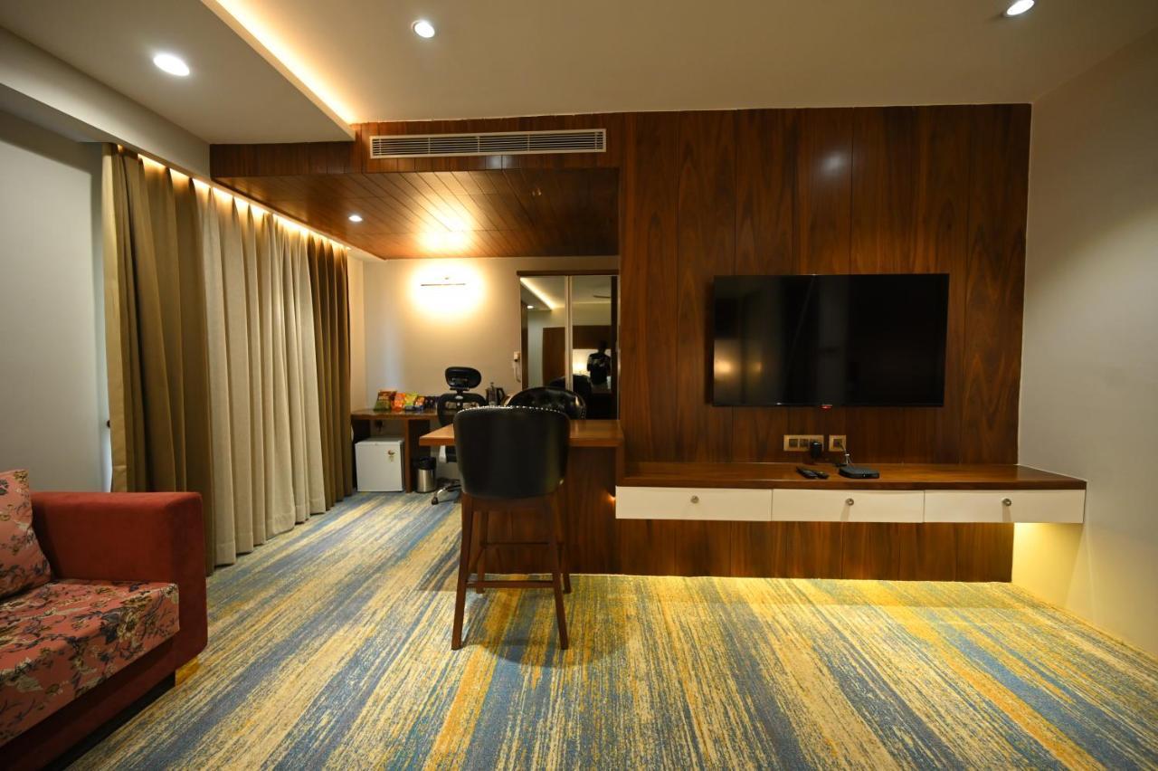The Royal Class Hotel Gwalior Εξωτερικό φωτογραφία