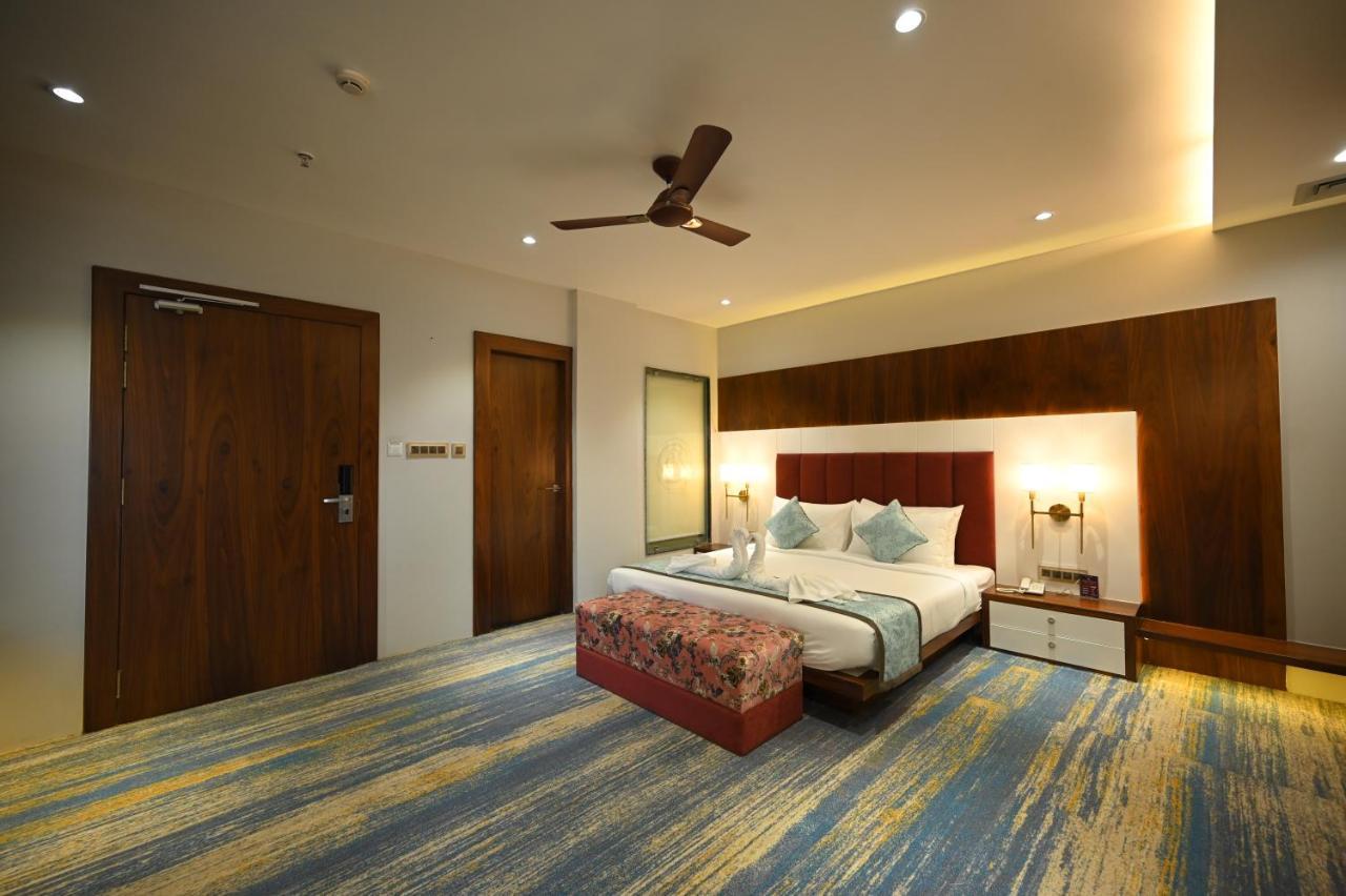 The Royal Class Hotel Gwalior Εξωτερικό φωτογραφία